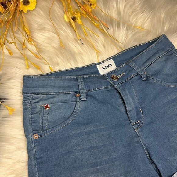 Hudson medium washed stretchy denim shorts sz 14 - Picture 2 of 8